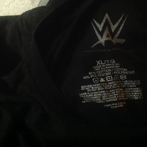 The Shield tshirt - Picture 3 of 3